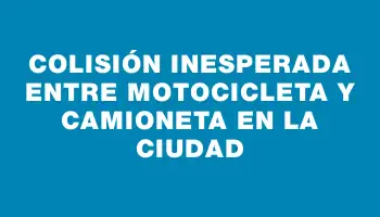 Colisión inesperada entre motocicleta y camioneta en la ciudad